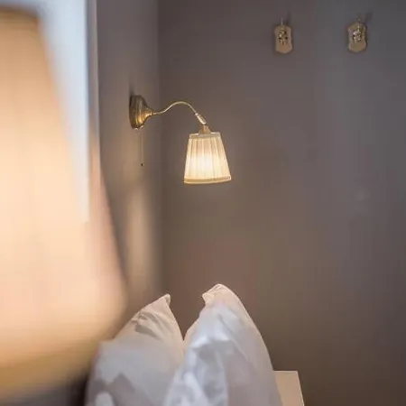 Apartment Location With Balcony & Equipped Kitchen Porto