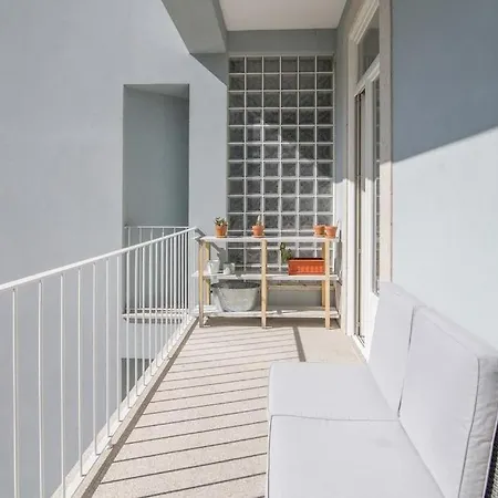 Location With Balcony & Equipped Kitchen