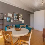 Appartement Location With Balcony & Equipped Kitchen