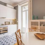 Location With Balcony & Equipped Kitchen Appartement Porto