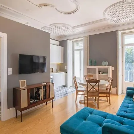 Apartamento Location With Balcony & Equipped Kitchen *